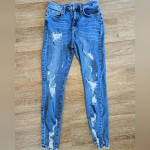 forever 21 distressed skinny jean